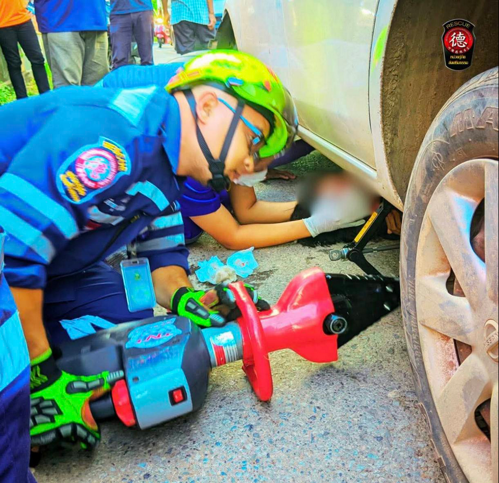 Screenshot 2025-11-14 at 17-05-21 (20 ) Facebook